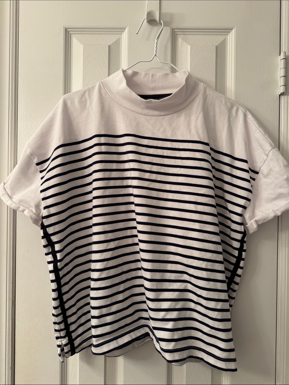 Vineyard Vines White and Black Striped Short-Sleeve Mock Neck Tee